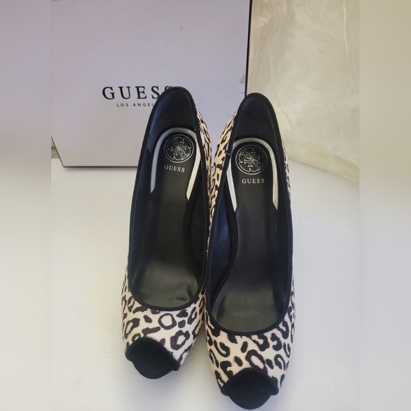 Guess Women's Honorayly Calf Hair Slip on Dress Heels Black Size 8,5 Never worn - Picture 11 of 16